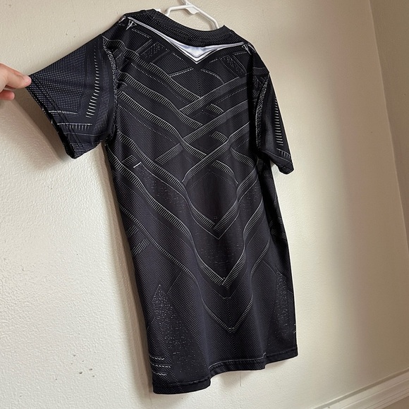 3/$20 💥 Boys Gym Gala Superhero Graphic T-Shirt Black & Gray Athletic Small - Picture 5 of 13